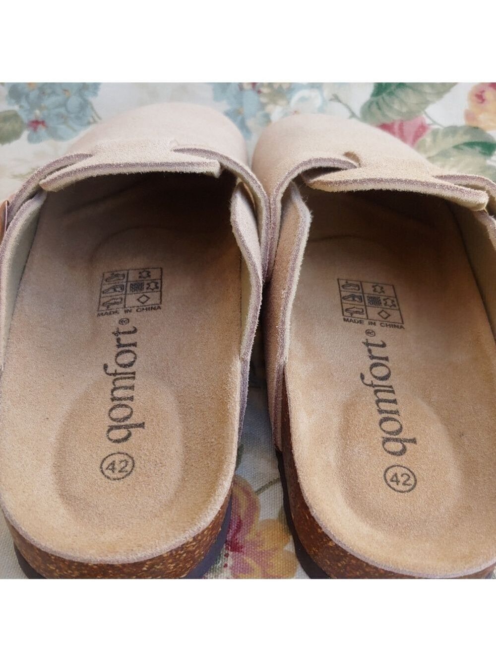 Qomfort Suede Tan Leather Clogs Slip-On Shoes Women's size US 10 Euro 42 NWOT - Picture 9 of 17